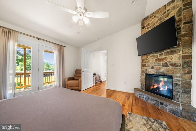 118 EVERGREEN CT, Bentonville, VA 22610