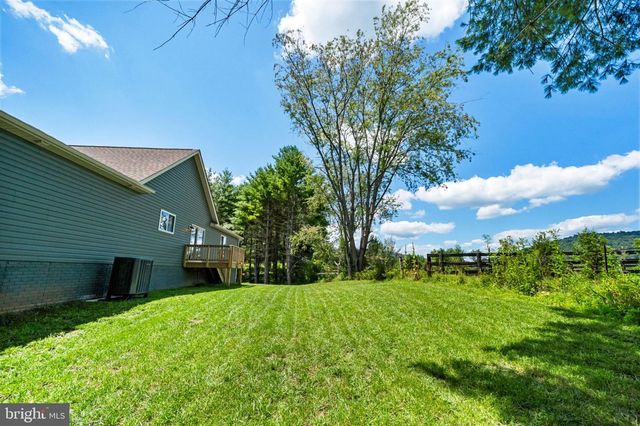 118 EVERGREEN CT, Bentonville, VA 22610
