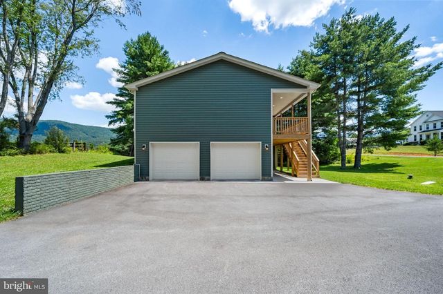 118 EVERGREEN CT, Bentonville, VA 22610