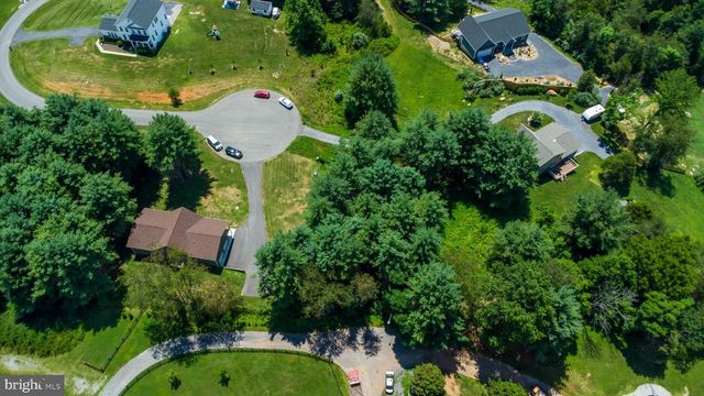 118 EVERGREEN CT, Bentonville, VA 22610