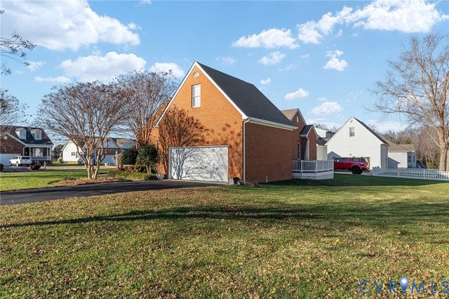 300 Lighthouse Pointe, North Prince George, VA 23860