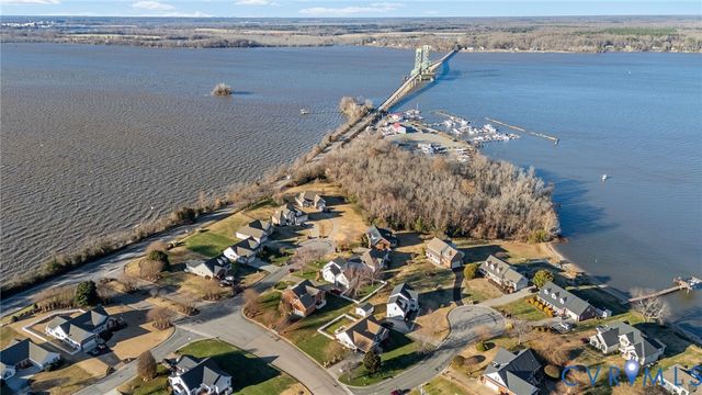 300 Lighthouse Pointe, North Prince George, VA 23860