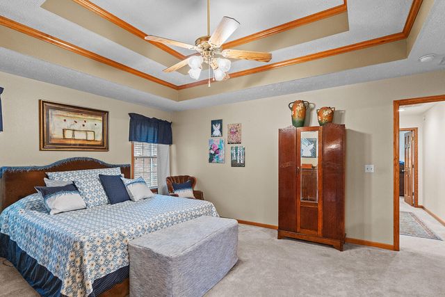 3379 S Woodstock Avenue, Springfield, MO 65809