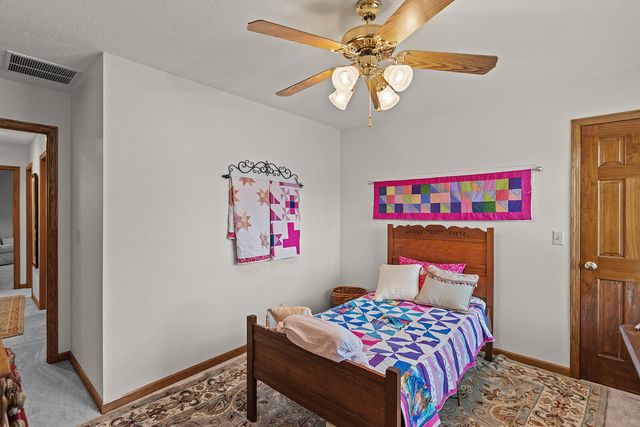 3379 S Woodstock Avenue, Springfield, MO 65809