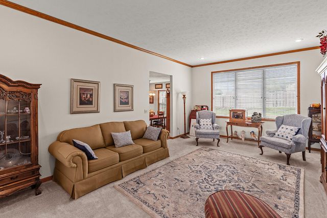 3379 S Woodstock Avenue, Springfield, MO 65809