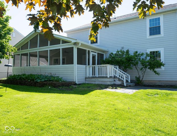 8898 Torrance Place, Fishers, IN 46038