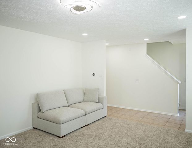 8898 Torrance Place, Fishers, IN 46038