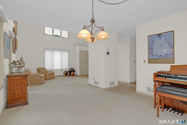 334 Cavan Lane 334, Glastonbury, CT 06033