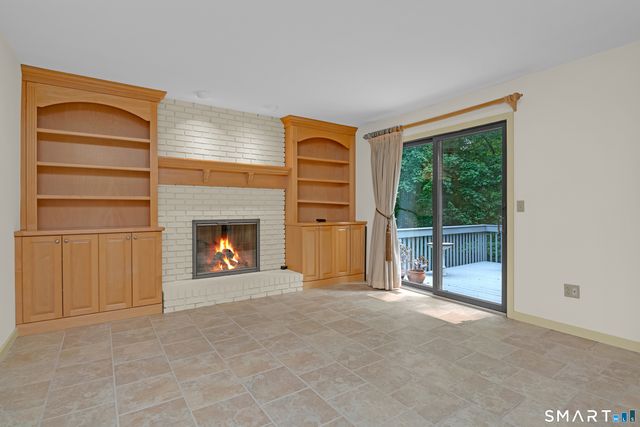 334 Cavan Lane 334, Glastonbury, CT 06033