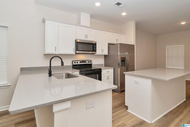 2241 HEADRICK ROAD, Bessemer, AL 35022