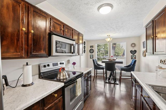 6668 Ashley Court, Mason, OH 45040