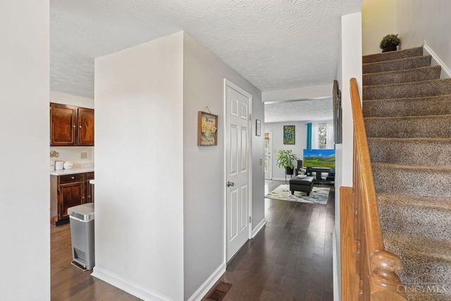 6668 Ashley Court, Mason, OH 45040