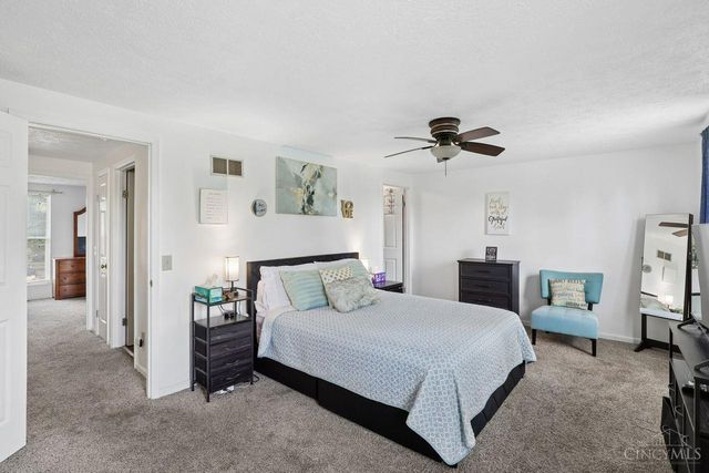 6668 Ashley Court, Mason, OH 45040