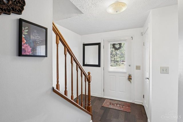 6668 Ashley Court, Mason, OH 45040