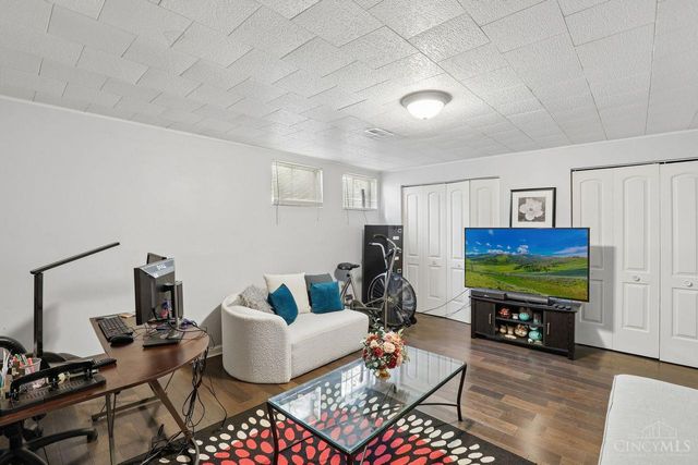 6668 Ashley Court, Mason, OH 45040