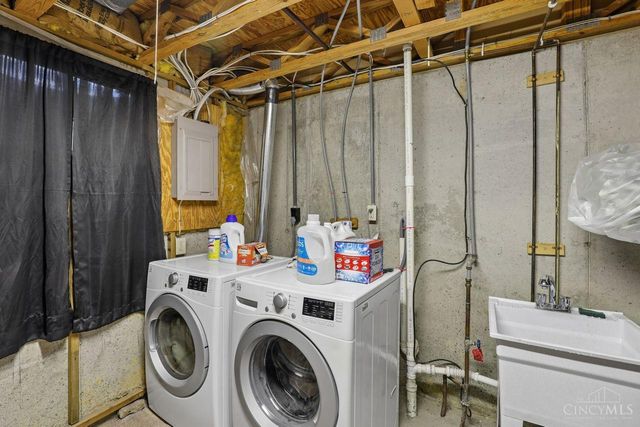 6668 Ashley Court, Mason, OH 45040