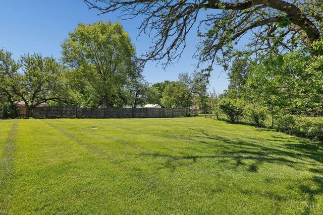 6668 Ashley Court, Mason, OH 45040