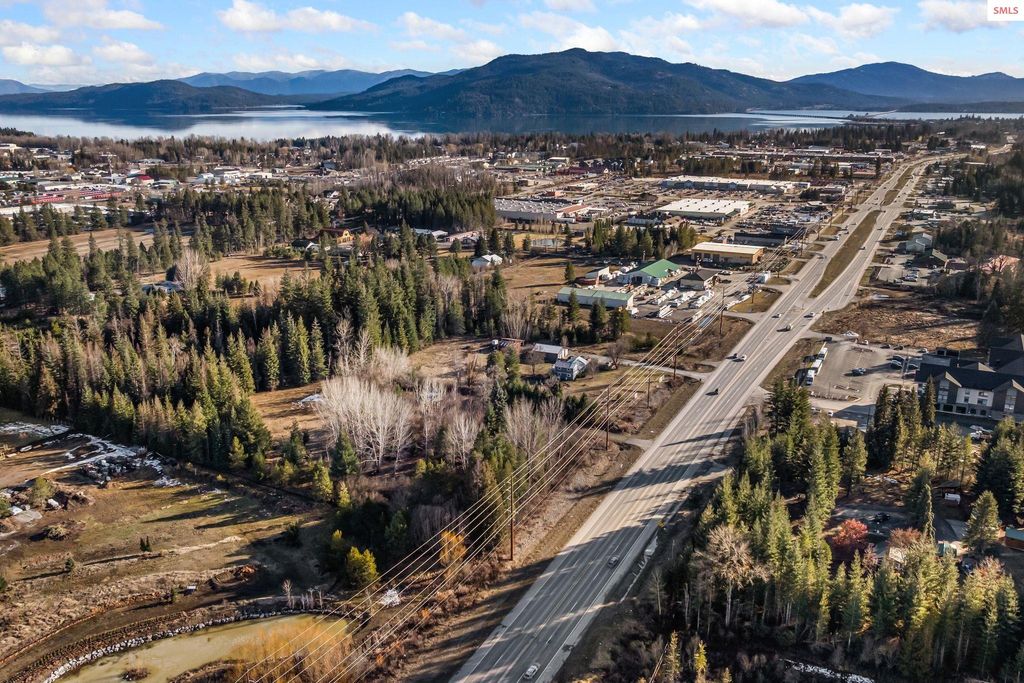 477545 US-95, Ponderay, ID 83852 photo 18