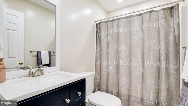 106 CEDARBROOK DR, Southampton, PA 18966