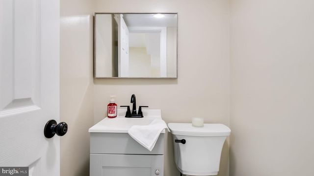106 CEDARBROOK DR, Southampton, PA 18966