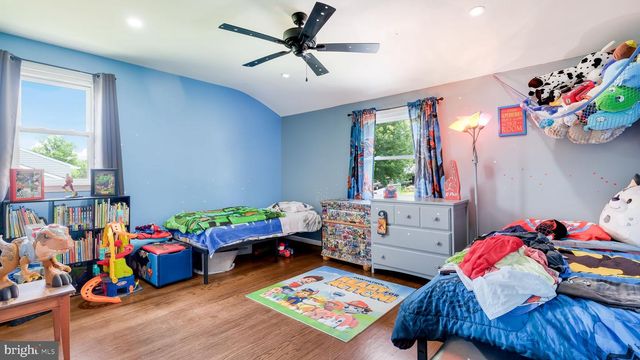 106 CEDARBROOK DR, Southampton, PA 18966
