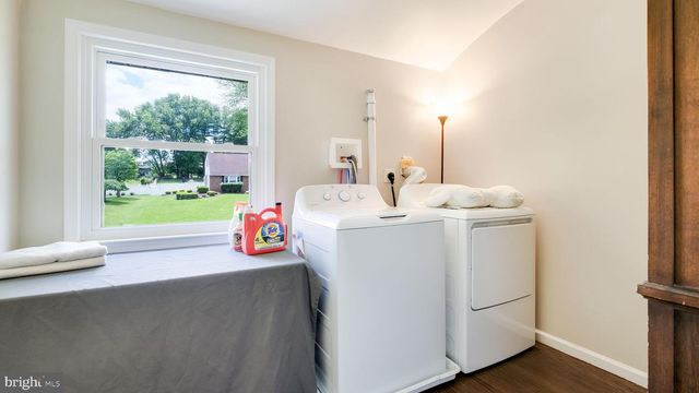 106 CEDARBROOK DR, Southampton, PA 18966