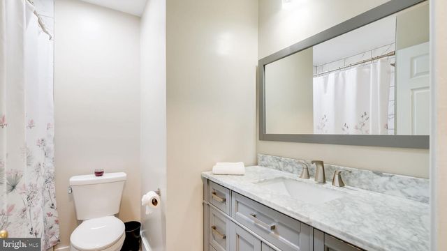 106 CEDARBROOK DR, Southampton, PA 18966