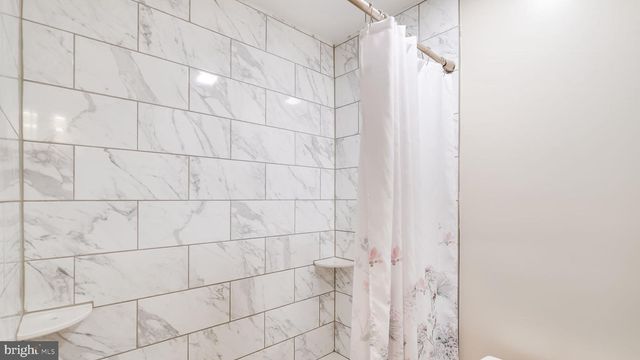 106 CEDARBROOK DR, Southampton, PA 18966