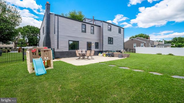 106 CEDARBROOK DR, Southampton, PA 18966