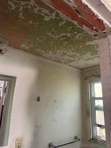 526 Genter Street, La Jolla, CA 92037