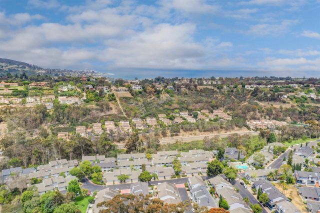 8087 Caminito Mallorca, La Jolla, CA 92037