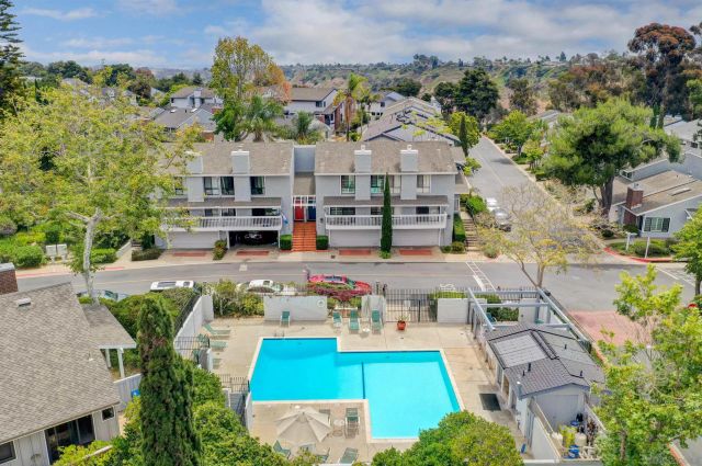 8087 Caminito Mallorca, La Jolla, CA 92037