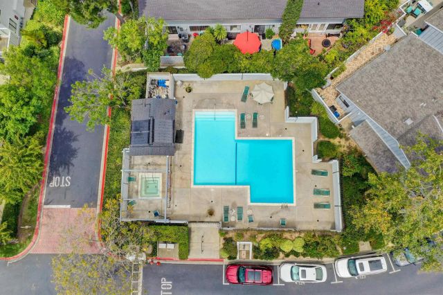 8087 Caminito Mallorca, La Jolla, CA 92037