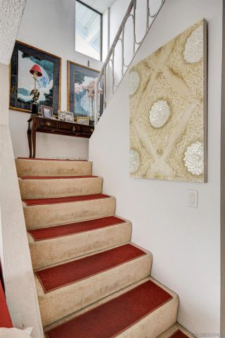 8087 Caminito Mallorca, La Jolla, CA 92037