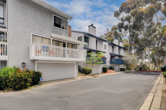 8087 Caminito Mallorca, La Jolla, CA 92037