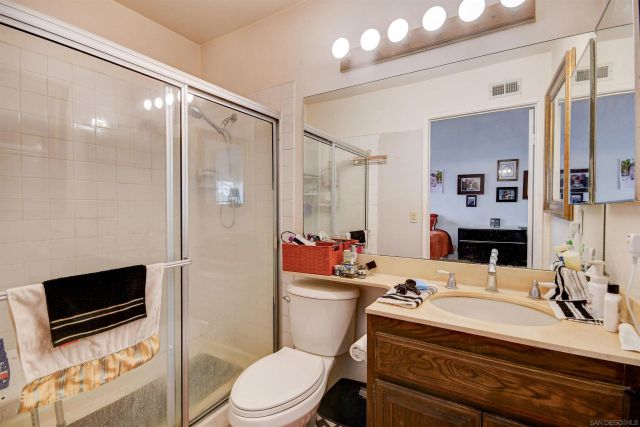 8087 Caminito Mallorca, La Jolla, CA 92037