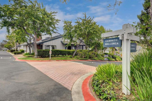 8087 Caminito Mallorca, La Jolla, CA 92037