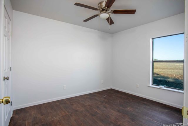 46 Fm 1621, Comfort, TX 78013