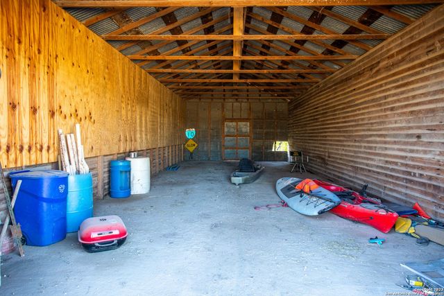 46 Fm 1621, Comfort, TX 78013
