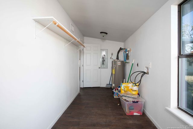 46 Fm 1621, Comfort, TX 78013