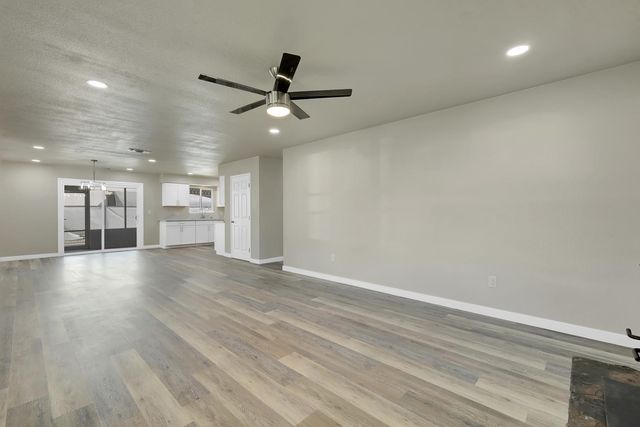 1820 Kenwood Way, Marysville, CA 95901