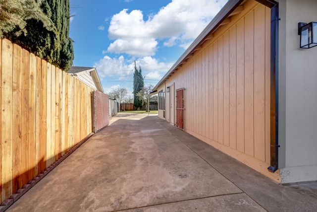 1820 Kenwood Way, Marysville, CA 95901