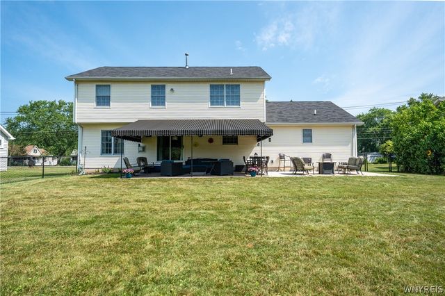 6748 East High Street, Lockport Town, NY 14094