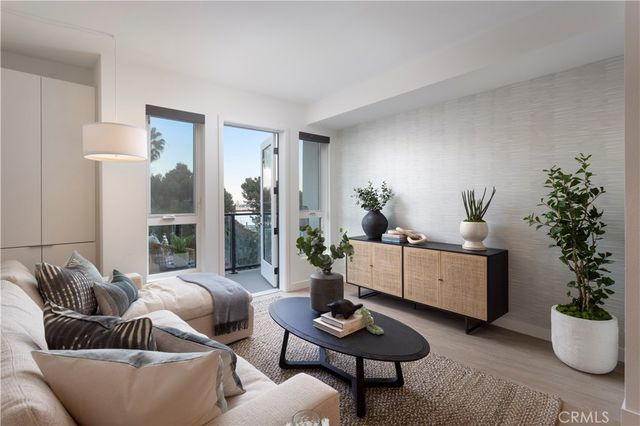 511 S Harbor 428, San Pedro, CA 90731