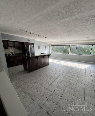 2500 Warsaw Avenue, Cincinnati, OH 45204