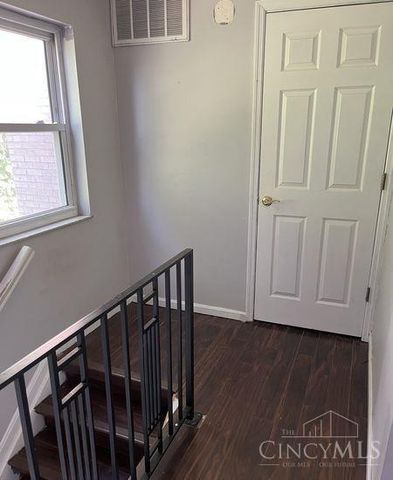 2500 Warsaw Avenue, Cincinnati, OH 45204