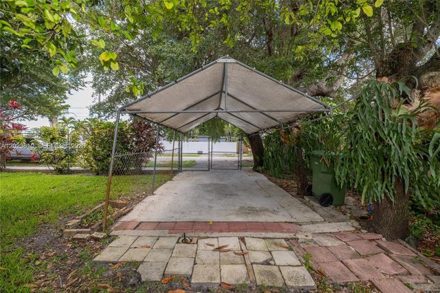 540 SW 60th Ave, Miami, FL 33144