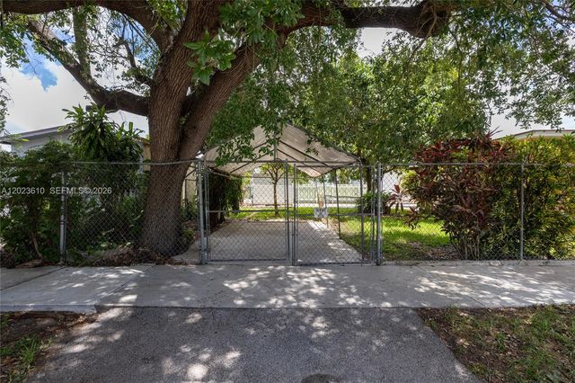 540 SW 60th Ave, Miami, FL 33144
