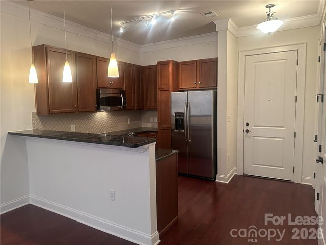 2810 Selwyn Avenue 126, Charlotte, NC 28209