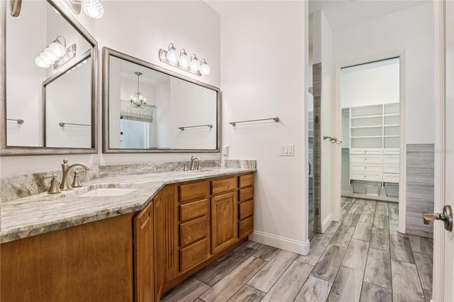 7611 EARLWOOD AVENUE, Mount Dora, FL 32757